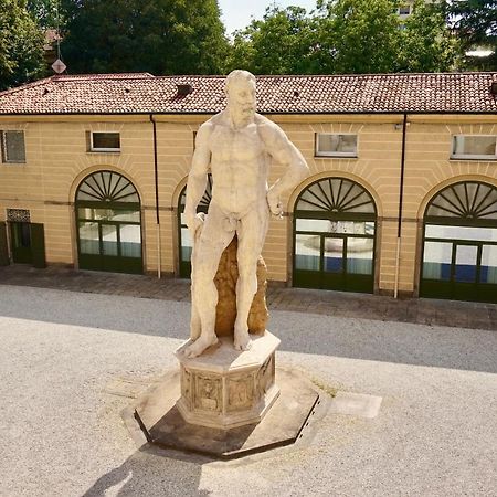 Palazzo Mantua Benavides Suites & Apartments Padova Luaran gambar